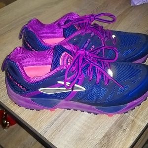 Brooks Cascadia Running Shoe